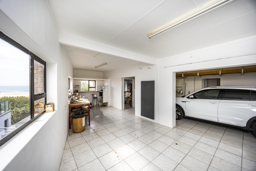 4 Bedroom Property for Sale in Cintsa East Eastern Cape